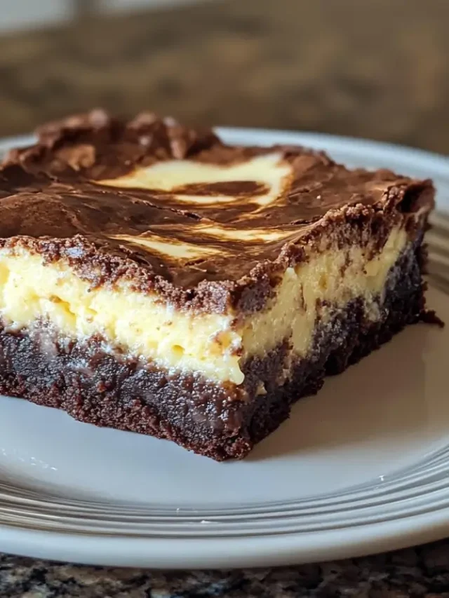 Cheesecake Brownies: Indulge in This Delicious Combo